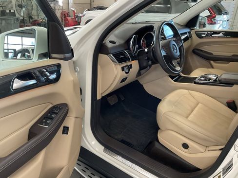 Used 2017 Mercedes-Benz GLE 350 4MATIC image 9