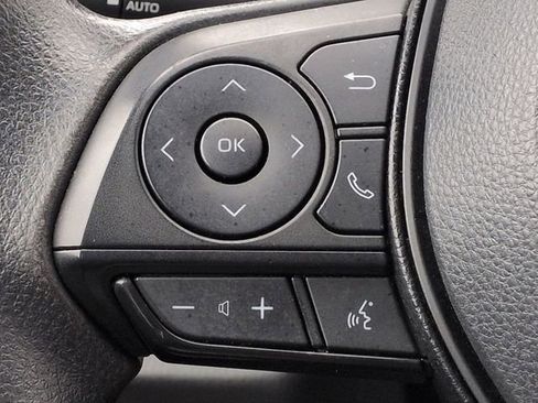 Used 2024 Toyota RAV4 XLE image 17