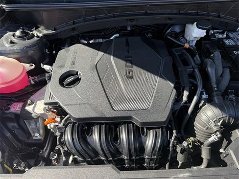 Used 2024 Hyundai Tucson SE image 30