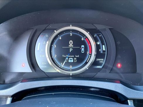 Used 2018 Lexus IS 300 image 24