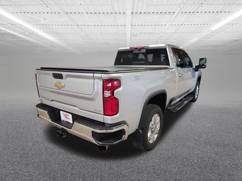 Used 2023 Chevrolet Silverado 2500 LTZ w/ LTZ Premium Package image 6