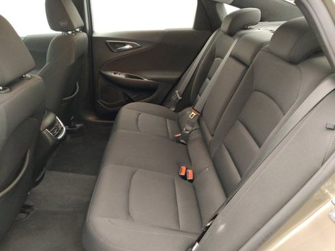 Used 2020 Chevrolet Malibu LT FWD image 18