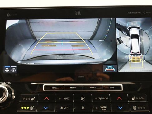 Used 2022 Toyota Highlander Limited image 22