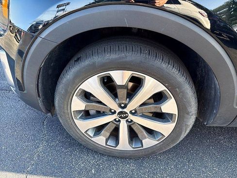 Used 2022 Kia Telluride S AWD/4WD image 23