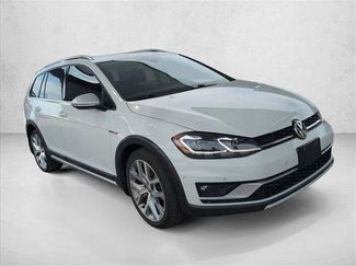 Used 2018 Volkswagen Golf Alltrack SEL video 3
