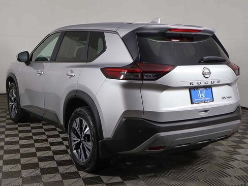 Used 2023 Nissan Rogue SV AWD/4WD image 7