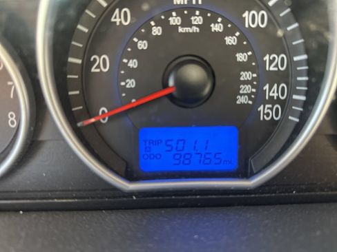 Used 2012 Hyundai Veracruz Limited w/ Navigation Pkg FWD image 10