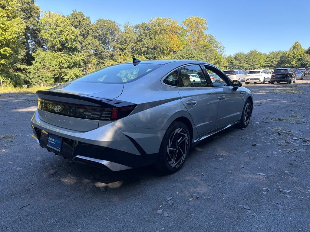 Certified 2026 Hyundai Sonata SEL FWD image 3