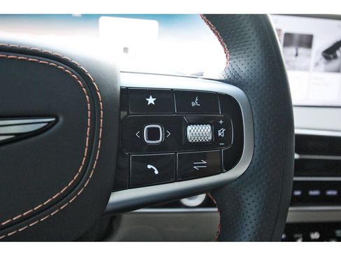 Used 2026 Genesis GV70 3.5T Sport Prestige AWD/4WD image 18