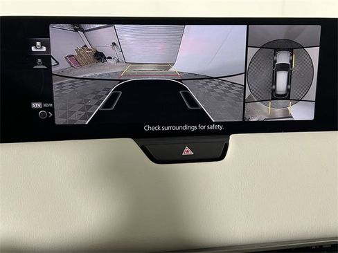 Certified 2024 MAZDA CX-90 Plug-In Hybrid w/ Premium Plus image 23