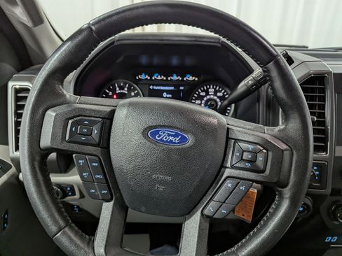 Used 2018 Ford F150 XLT w/ Equipment Group 302A Luxury image 15