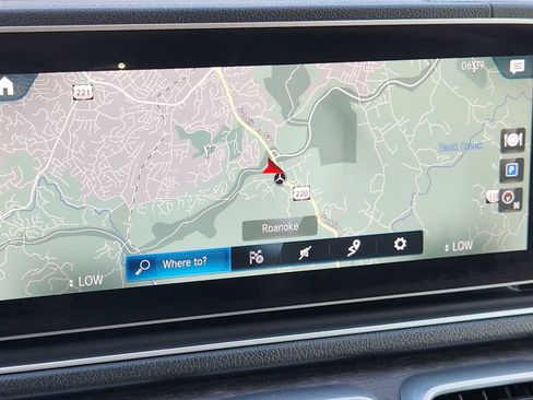 Used 2021 Mercedes-Benz GLE 350 4MATIC image 23