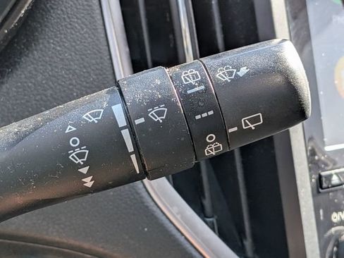 Used 2022 Subaru Forester Limited AWD/4WD image 24