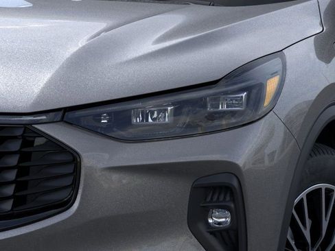 New 2025 Ford Escape SE w/ PHEV Premium Package image 18
