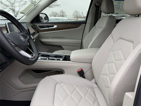 New 2026 Volkswagen Atlas SE image 19