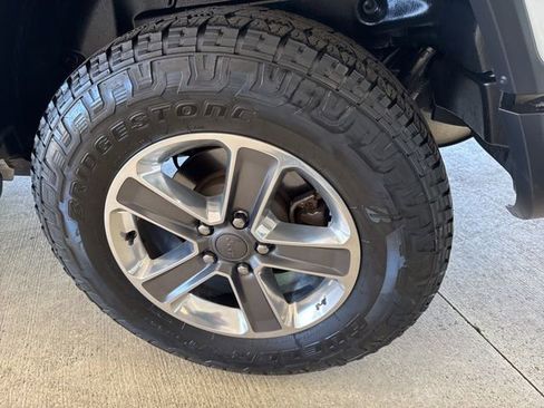 Used 2020 Jeep Wrangler Unlimited Sahara w/ Cold Weather Group image 36