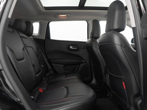 Used 2017 Jeep Compass Trailhawk w/ Leather Interior Group image 11