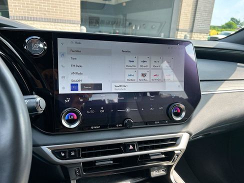 Used 2024 Lexus RX 350 Premium Plus w/ Convenience Package FWD image 29