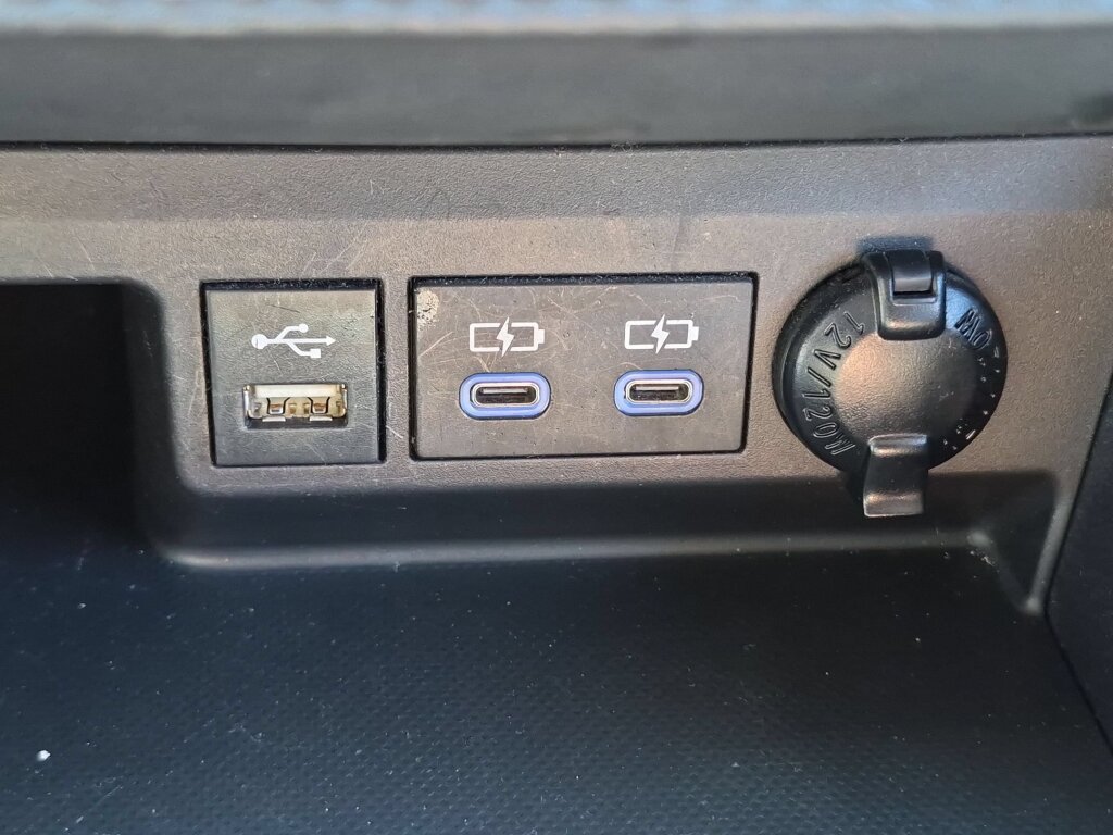 Certified 2022 Toyota Highlander XLE AWD/4WD image 23