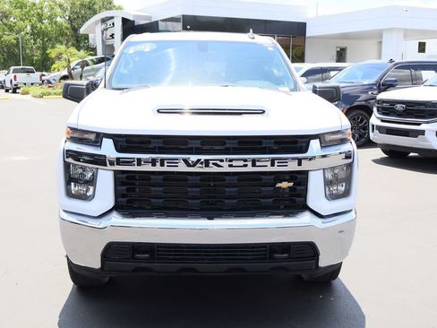 Used 2022 Chevrolet Silverado 2500 LT AWD/4WD image 4