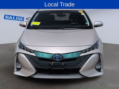 Used 2017 Toyota Prius Prime Advanced FWD image 8