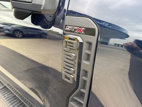 Used 2024 Ford F250 XL w/ STX Appearance Package AWD/4WD image 9