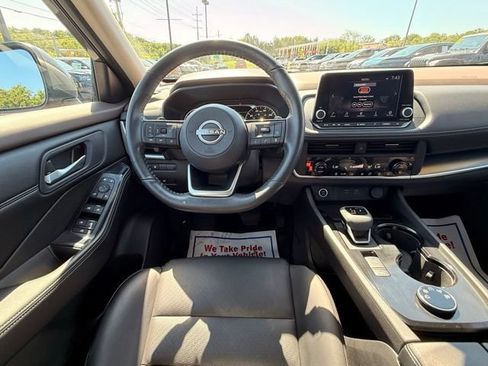 Certified 2023 Nissan Rogue SV w/ SV Premium B Package AWD/4WD image 23