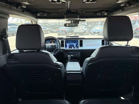 Certified 2025 Ford Bronco Stroppe Edition image 8