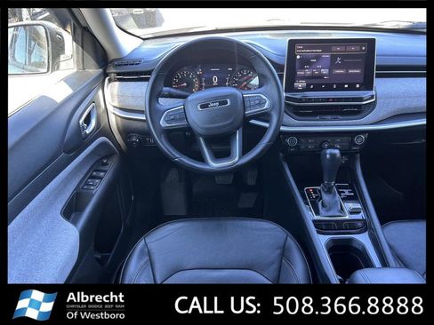 Used 2022 Jeep Compass Latitude AWD/4WD image 24