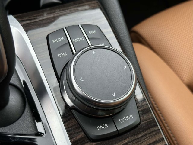 Used 2023 BMW 530i xDrive w/ Convenience Package AWD/4WD image 19