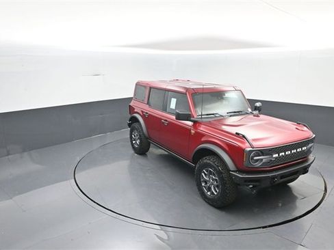 New 2025 Ford Bronco Badlands image 15
