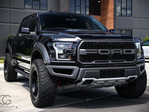 Used 2019 Ford F150 Raptor w/ Equipment Group 802A Luxury AWD/4WD image 19