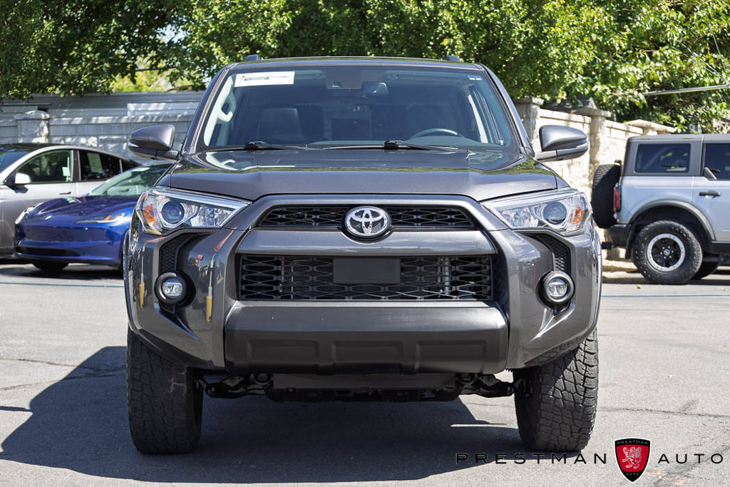 Used 2023 Toyota 4Runner SR5 Premium w/ Moonroof Package AWD/4WD image 15