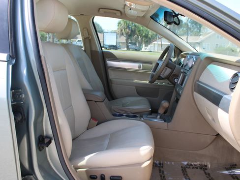 Used 2008 Lincoln MKZ FWD image 17