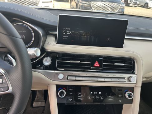 New 2026 Genesis G70 2.5T image 10