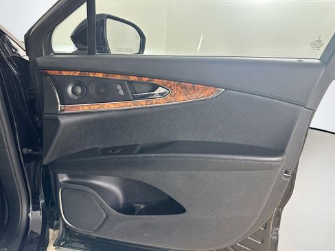 Used 2019 Lincoln Nautilus Reserve AWD/4WD image 43