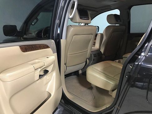Used 2013 Nissan Armada Platinum image 15