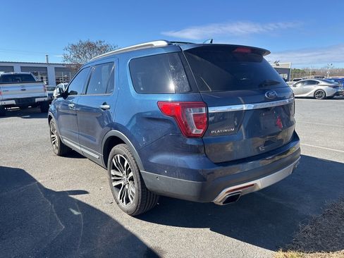 Used 2017 Ford Explorer Platinum image 6