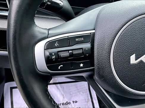Used 2023 Kia Sportage SX FWD image 11