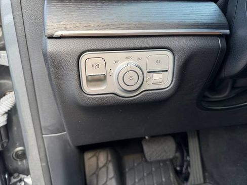 Used 2023 Mercedes-Benz GLE 350 4MATIC image 35