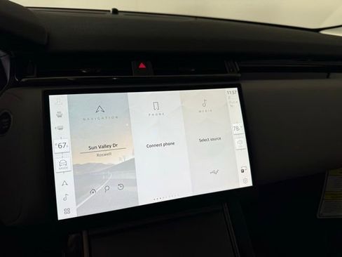 Certified 2025 Land Rover Range Rover Velar S image 19