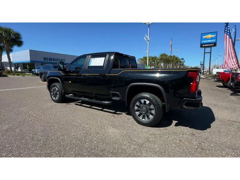 Used 2021 Chevrolet Silverado 2500 LTZ w/ Carhartt Edition image 8
