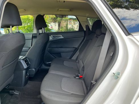 Used 2026 Kia Sportage LX FWD image 25