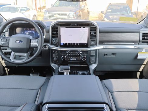 Certified 2025 Ford F150 Lariat w/ Equipment Group 501A Mid image 21