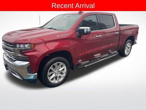 Used 2019 Chevrolet Silverado 1500 LTZ w/ LTZ Premium Package image 3