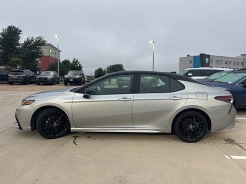 Used 2023 Toyota Camry XSE w/ Navigation Package FWD image 5