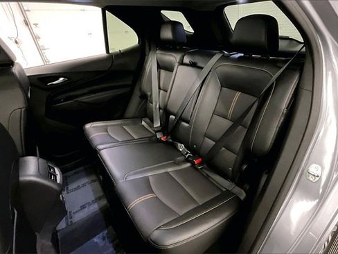 Used 2024 Chevrolet Equinox Premier image 20
