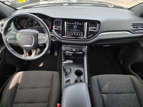 Used 2023 Dodge Durango SXT image 9