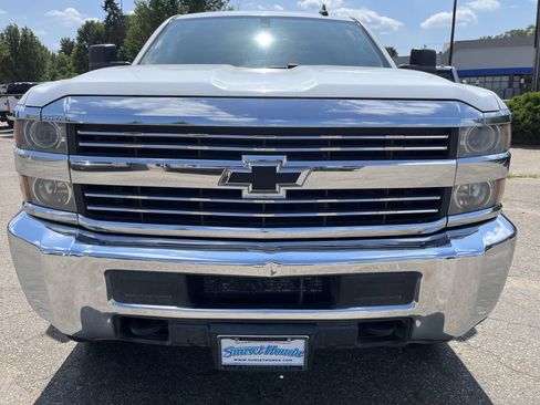 Used 2016 Chevrolet Silverado 2500 W/T w/ WT Convenience Package AWD/4WD image 3