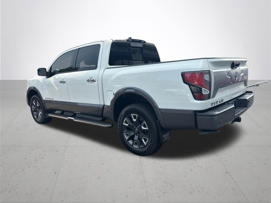 Used 2024 Nissan Titan Platinum Reserve w/ Moonroof Package AWD/4WD image 9